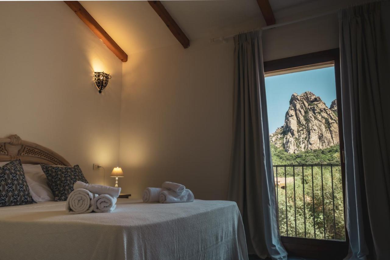 La Suera San Pantaleo Hotell Eksteriør bilde