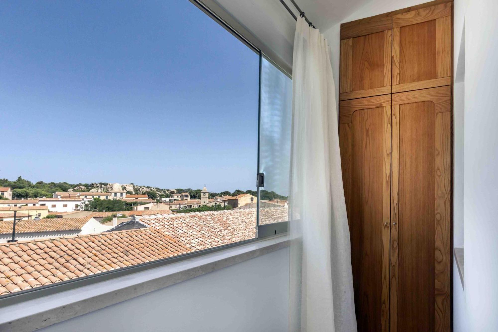 La Suera San Pantaleo Hotell Eksteriør bilde